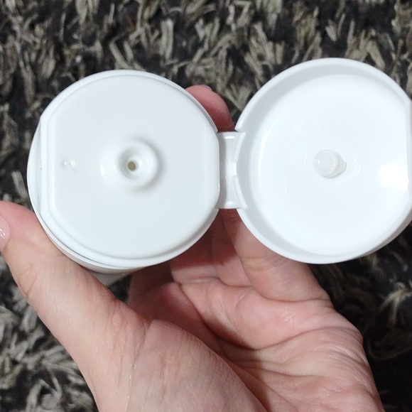 Defining curl cream - Picture 5 of 5